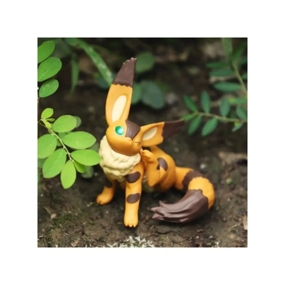 Collection Fox Squirrel Assorted 6 Figurines - Castle In The Sky