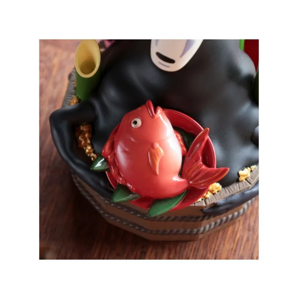 Diorama No Face Golden Bucket & Bamboos - Spirited Away