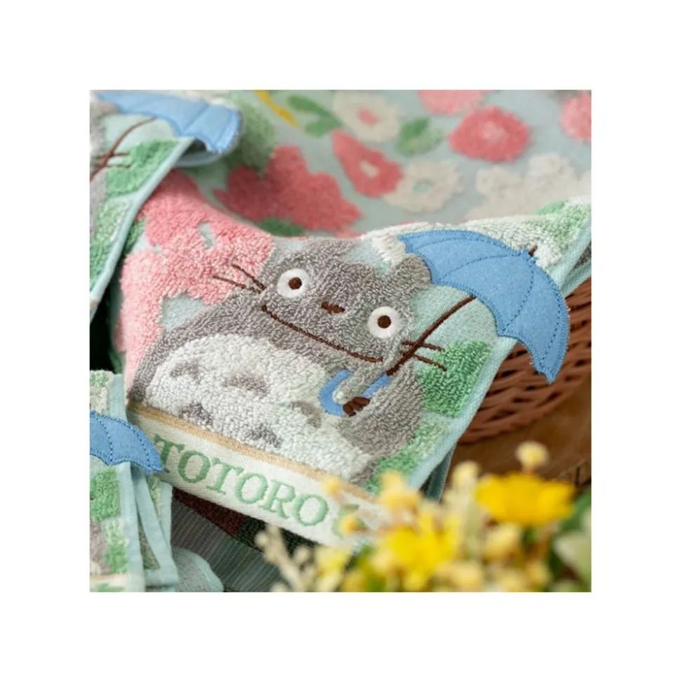 Large Bath Towel Totoro Flower Fields 60X120 Cm - My Neighbor Totoro
