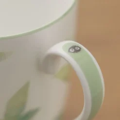 Mug Totoro On A Leaf - My Neighbor Totoro