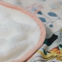 Muta Rolled Blanket - Cat Returns