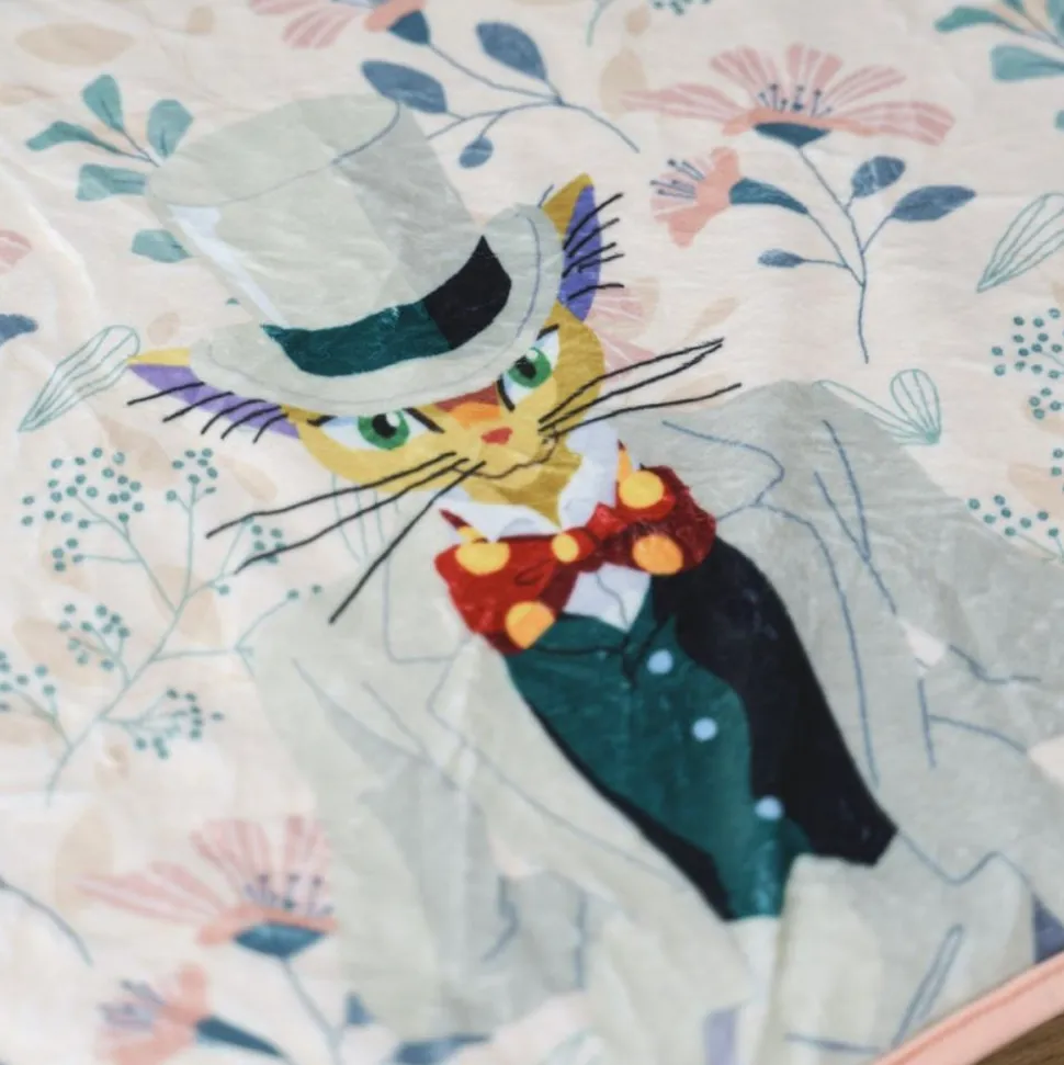 Muta Rolled Blanket - Cat Returns