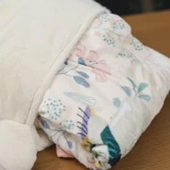 Muta Rolled Blanket - Cat Returns