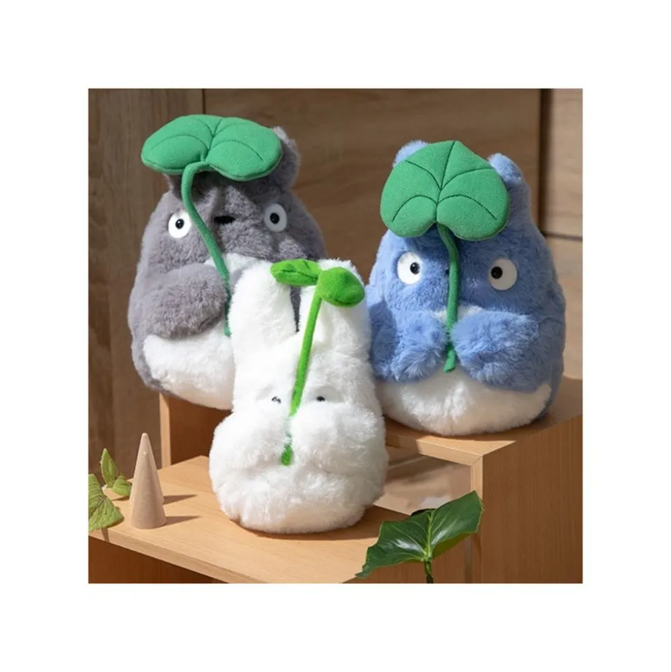 Nakayoshi Plush Big Totoro With Leaf - My Neighbor Totoro