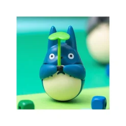 Round Bottomed Figurine Middle Totoro With Leaf - My Neighbor Totoro