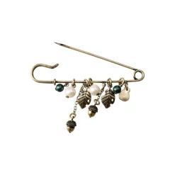 Safety Pin Brooch Totoro & Leaves - My Neighbor Totoro