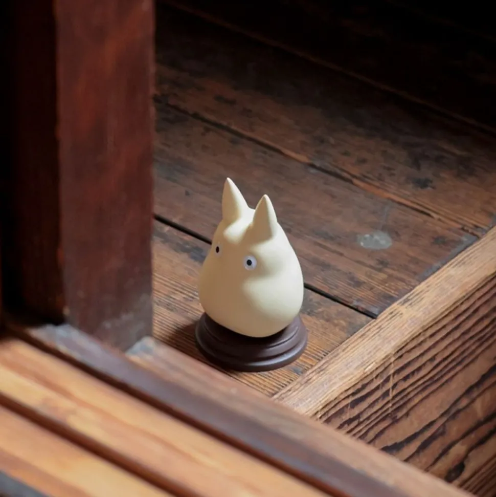 Small Totoro Standing Pocket Statue - My Neighbor Totoro