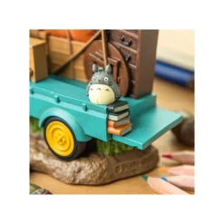 Totoro Three-Wheeler Diorama & Calendar - My Neighbor Totoro
