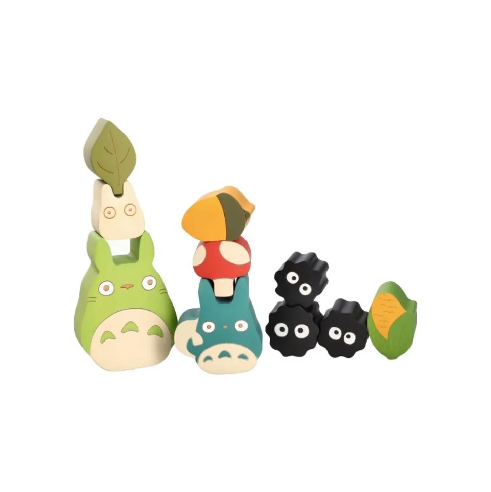 Wood Figurine Totoro With Soot Sprites - My Neighbor Totoro