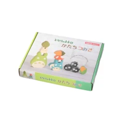 Wood Figurine Totoro With Soot Sprites - My Neighbor Totoro