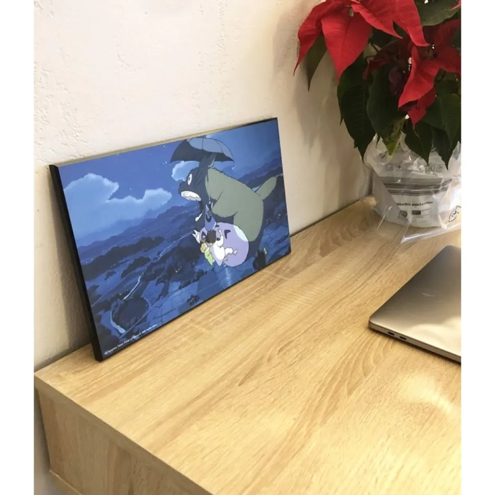 Wood Panel Ghibli 04 - Totoro Spin
