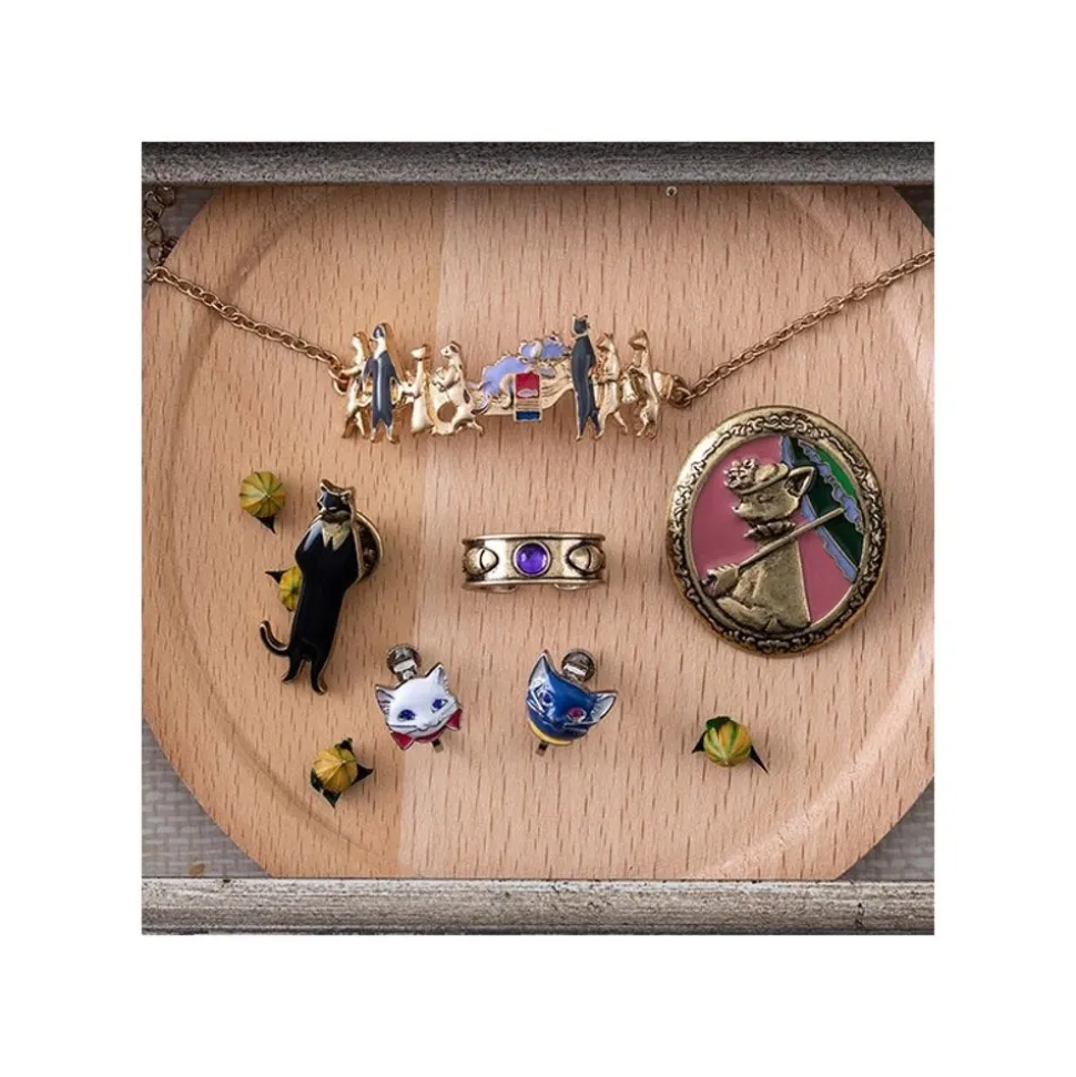 Yuki & Moon Pierced Earrings - The Cat Returns